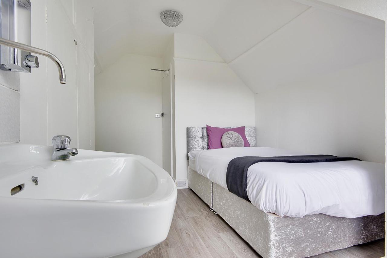 Cragside Villa With Hot Tub Bornemouth Extérieur photo